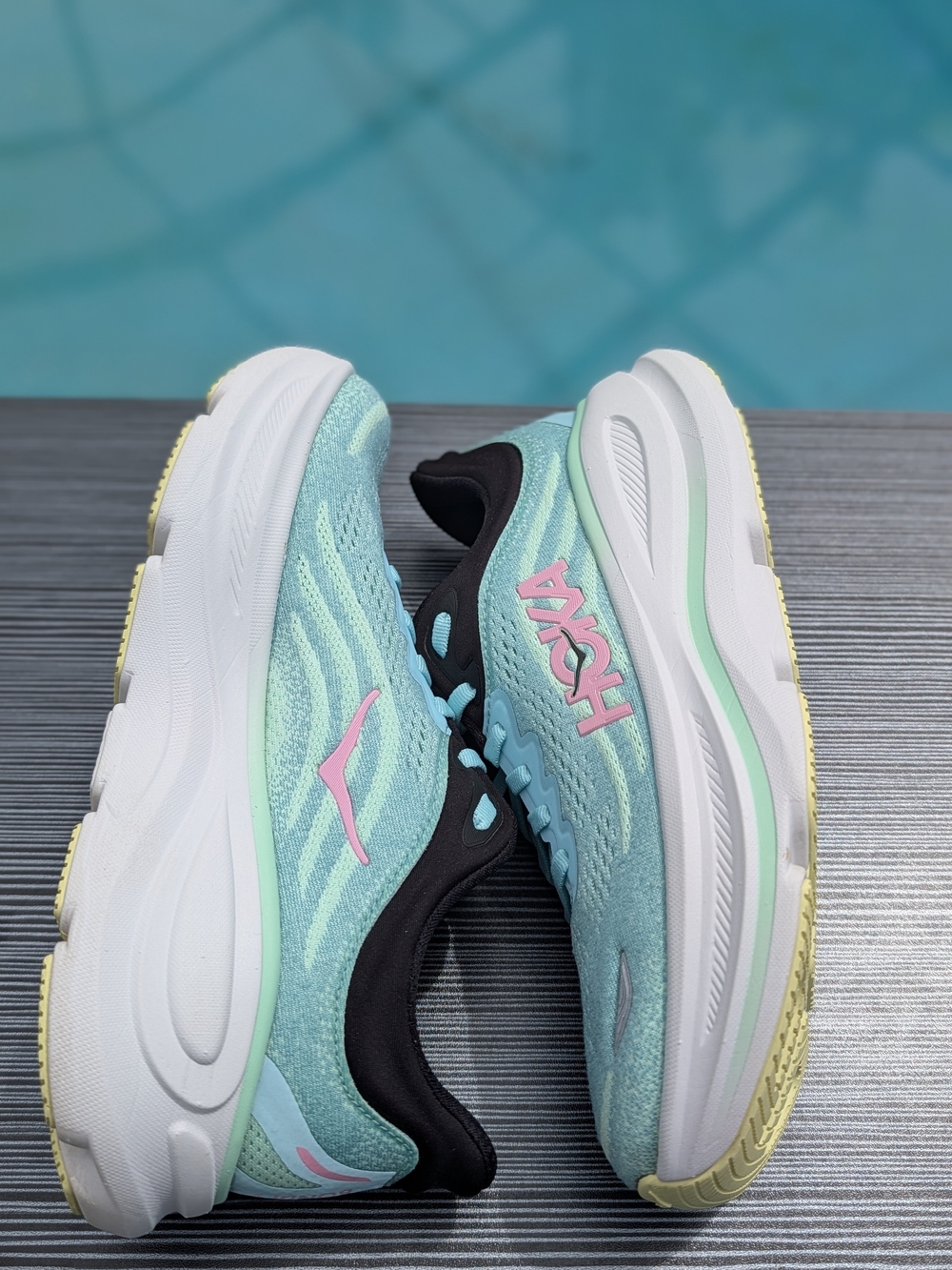 Size 7 - Hoka One One HOKA Bondi 9 Women's Blue Spark Mint Fluorite W - Picture 9 of 12
